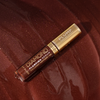 Lipgloss-Serum für die Lippen