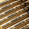 Verdichtende und verlängernde Mascara, Schwarz